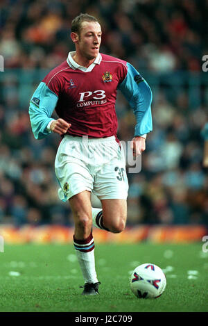 JOHN MULLIN BURNLEY FC 08 Gennaio 2000 Foto Stock