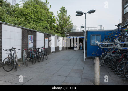 Sette sorelle station Foto Stock