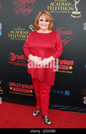 Los Angeles, CA, Stati Uniti d'America. 26 apr, 2017. LOS ANGELES - Apr 26: Patrika Darbo al NATAS giorno Emmy Nominees Reception presso il Museo di Hollywood Museum il 26 aprile 2017 a Los Angeles, CA Credito: Kathy Hutchins/via filo di ZUMA ZUMA/filo/Alamy Live News Foto Stock