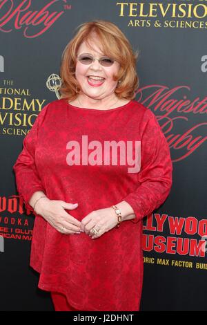 Los Angeles, CA, Stati Uniti d'America. 26 apr, 2017. Patrika Darbo presso gli arrivi annuali per il giorno Emmy Awards Nominee reception, il Museo di Hollywood Museum di sala da ballo, Los Angeles, CA il 26 aprile 2017. Credito: Priscilla concedere/Everett raccolta/Alamy Live News Foto Stock