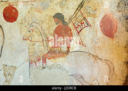 Lucano affresco dipinto della tomba di un guerriero su un cavallo. Paestrum, Andriuolo. Il III secolo A.C. Foto Stock