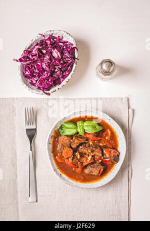 Stufati di carne bovina vista superiore Foto Stock