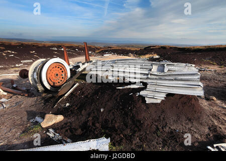 Relitto di Boeing RB-29un Superfortress "sopra esposti' ripiano Moor, High Peak, Derbyshire, Parco Nazionale di Peak District, Inghilterra, Regno Unito. Boeing RB-29A 44-6 Foto Stock