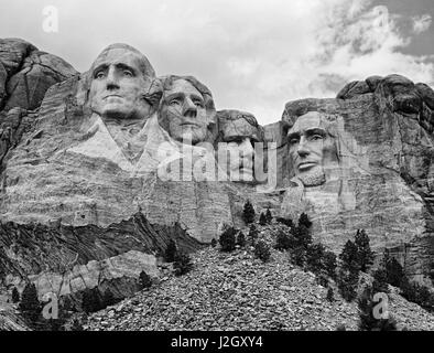 Stati Uniti d'America, Sud Dakota, Mount Rushmore National Park. Sculture di Presidenti degli USA. Credito come: Dennis Flaherty Jaynes / Galleria / DanitaDelimont.com Foto Stock