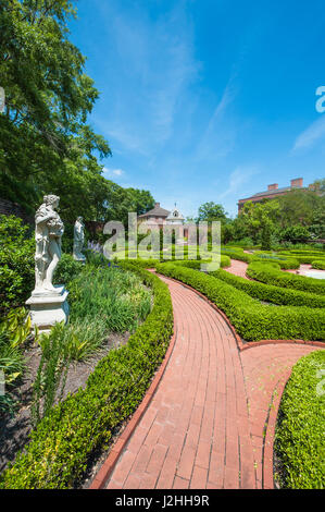 Giardini presso il Palazzo Tryon, New Bern, North Carolina, Stati Uniti d'America. Foto Stock