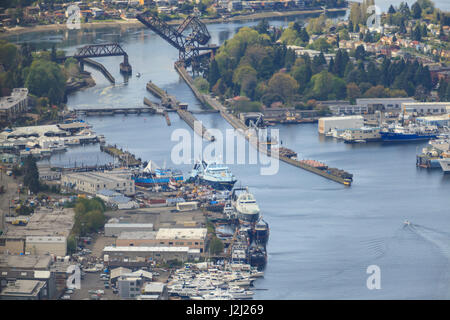 Vista aerea di Hiram M Chittenden serrature, Seattle, WA, Stati Uniti d'America Foto Stock