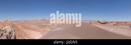 Valle de la Luna Valle) a los Flamencos Riserva Nazionale, vicino a San Pedro de Atacama nel deserto di Atacama, uno dei luoghi più secchi sulla terra Foto Stock