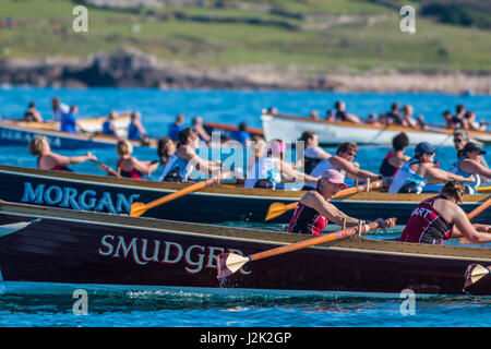 Isole Scilly, UK. 28 apr, 2017. Concerti in battaglia in eventi femminili. Credit: Ed Marshall / Alamy Live News Foto Stock