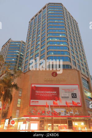 Vincom tower Center Mall shopping mall di Hanoi, Vietnam. Foto Stock