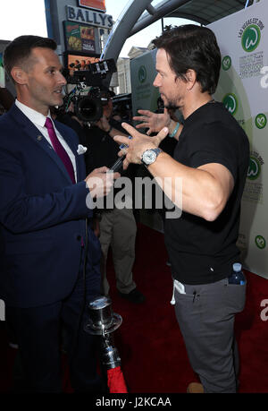 Grande apertura di Wahlburgers al Grand Bazaar negozi al Bally's Las Vegas offre: Mark Wahlberg dove: Las Vegas, Nevada, Stati Uniti quando: 28 Mar 2017 Foto Stock