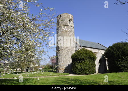 Chiesa di Santa Maria Cresent Thorpe Norfolk East Anglia UK Foto Stock