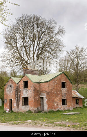 Testa di Nag Cottages in Imber Village, Salisbury Plain, Wiltshire, Inghilterra Foto Stock