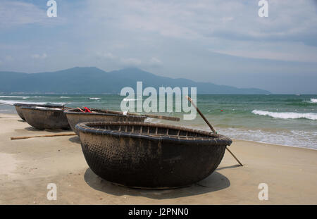Coracle barche da pesca Foto Stock