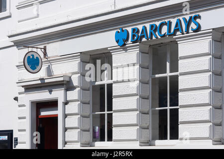 Barclays Bank, High Street, Hitchin, Hertfordshire, England, Regno Unito Foto Stock