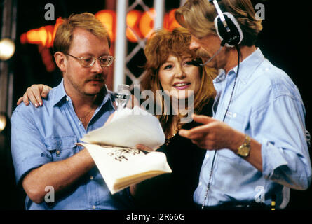 ALLA sovietica PUGACHEVA cantante e attrice 1988 durante la registrazione televisiva in televisione svedese insieme con Giacobbe Dahlin programma leader Foto Stock