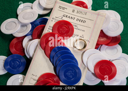 Gioco di Poker chips scommesse e andando Foto Stock