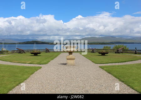 Bantry casa giardino anteriore bantry West Cork in Irlanda Foto Stock