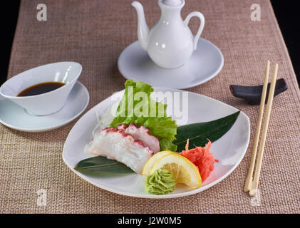 Sashimi con fettine di polpo Foto Stock