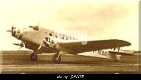 Il Savoia-Marchetti SM.75 era un aereo italiano utilizzato principalmente durante la seconda guerra mondiale, noto per la sua versatilità, servì in vari ruoli, tra cui il trasporto e le missioni di ricognizione. Foto Stock