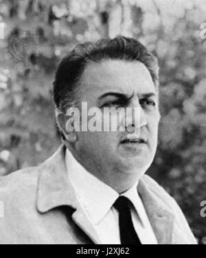 Federico Fellini negli anni Settanta Foto Stock