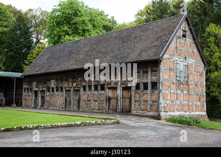 Xvii secolo sala Tithe Barn a Hodnet Hall in Shropshire, Inghilterra. Foto Stock