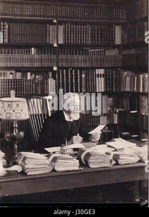 CHARLES Gailly de Taurines è stato un artista e illustratore francese noto per le sue opere dettagliate in vari campi, tra cui illustrazioni militari e storiche. I suoi contributi all'arte riflettevano la sua abilità nel catturare dettagli intricati dei suoi soggetti. Foto Stock