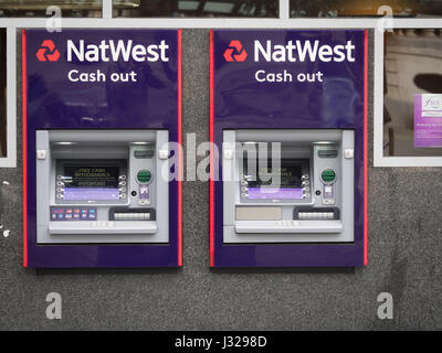 Natwest Bank le macchine di contanti nel centro di Londra, Regno Unito Foto Stock