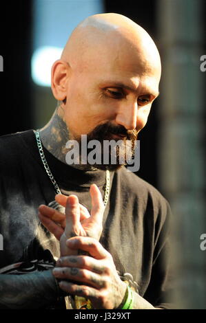 Attore americano Robert La Sardo assiste Tattoo Convention di Lione Foto Stock