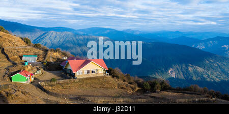 Campeggio in Singalila National Park, Tonglu, India Foto Stock
