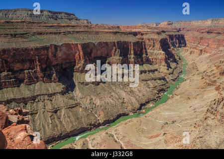 Il fiume Colorado in coda di pesce rapids area del parco nazionale del Grand Canyon, Arizona Foto Stock