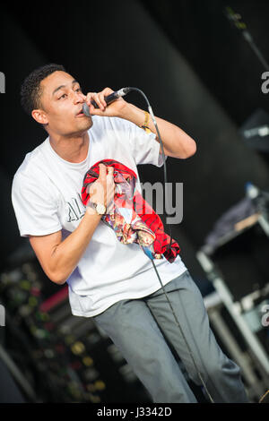 Vicarage Farm, Woodmancott, Winchester, Hampshire, Regno Unito. 1 luglio 2016. Loyle Carner esegue a Blissfields Music Festival 2016. House Party Tema. Blissfields Music Festival è stato fondato nel 2001 da Paolo e Mel Bliss e ha raccolto un certo numero di premi nel corso degli anni tra cui il "miglior piccolo Festival' presso la UK Festival Awards nel 2007. © sarà Bailey / Alamy Foto Stock