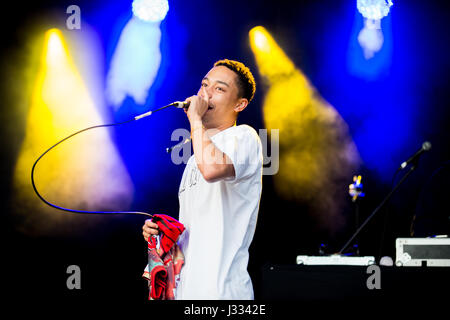 Vicarage Farm, Woodmancott, Winchester, Hampshire, Regno Unito. 1 luglio 2016. Loyle Carner esegue a Blissfields Music Festival 2016. House Party Tema. Blissfields Music Festival è stato fondato nel 2001 da Paolo e Mel Bliss e ha raccolto un certo numero di premi nel corso degli anni tra cui il "miglior piccolo Festival' presso la UK Festival Awards nel 2007. © sarà Bailey / Alamy Foto Stock