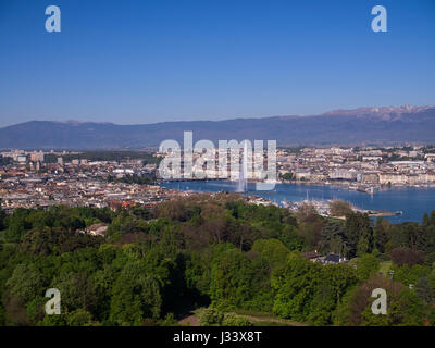 Vista aerea della città di Ginevra con fontana Jet d'Eau e il Lago di Ginevra Foto Stock