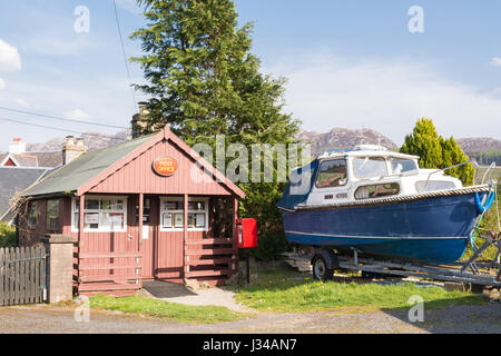 Uffici postali rurali, Plockton, Wester Ross, Scotland, Regno Unito Foto Stock