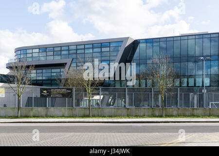 La Evelyn Grace Academy di Lambeth, Londra Sud, progettato da Zaha Hadid ha vinto il premio di Stirling in 2011. Foto Stock