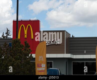 Un hamburger di McDonald's ristorante a Calgary, Alberta, Canada. Foto Stock