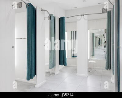 Interno della dressing room in the mall Foto Stock