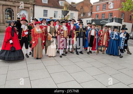 Questo evento è stato originariamente parte di Blandford Forum Georgian Fayre per molti anni ma è ora che si tiene ogni due anni qui a Wimborne Minster. Il com Foto Stock