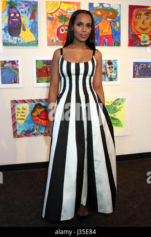 New York, NY, STATI UNITI D'AMERICA. Il 2 maggio, 2017. Kerry Washington a Bronx il Museo dei Bambini Gala a Tribeca tetto a New York City il 2 maggio 2017. Credito: Walik Goshom/media/punzone Alamy Live News Foto Stock