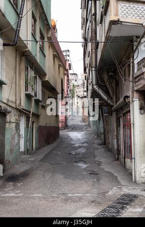 Gaziantep, Turchia. Il 3 maggio, 2017. Questo è un pezzo dimenticato di Gaziantep, abitata in prevalenza da profughi che non si lamentano per le cattive condizioni e la mancanza di strutture. Il quartiere è niente come le aree turistiche di questa città e anche località conosciuta dall'agenzia di viaggi directory, ma è molto gentile. Credito: Slawomir Kowalewski/Alamy Live News Foto Stock