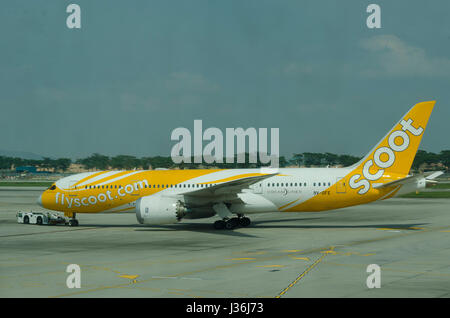 787-8 Boeing Dreamliner aeromobili presso l'Aeroporto Changi di Singapore Foto Stock