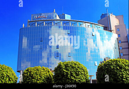 Kiev, Ucraina - 01 Maggio 2017: splendido splendente Hotel Hyatt apre 5-Star Inn (234 camere) nel centro del famoso luogo di Sofia a bright soleggiata giornata di primavera Foto Stock