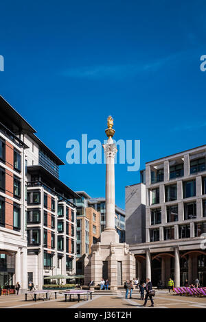 Paternoster square è un sviluppo urbano, accanto alla Cattedrale di St Paul nella City di Londra, England, Regno Unito Foto Stock