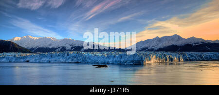 Sunrise presso il ghiacciaio Hubbard Foto Stock