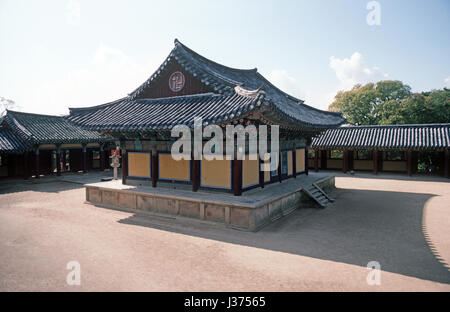 Tempio Sokkuram parte di Bulguksa Tempio complesso, capo dell'Ordine Jogye del Buddismo Coreano, Corea del Sud, Asia Foto Stock