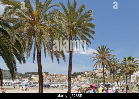 Lungomare di Port de Sóller, Mallorca, Spagna Foto Stock