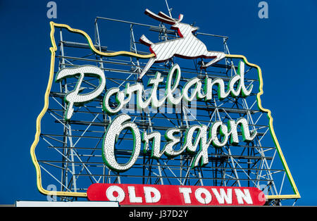 Insegna al neon, Città Vecchia, Portland, Oregon, Stati Uniti d'America Foto Stock