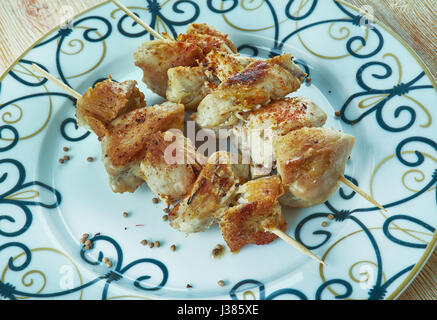 Murg Kababs Mughlai - Mughlai spiedini di pollo.Cucina Indiana Foto Stock