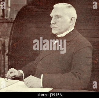 Questo titolo si riferisce probabilmente a un'opera di un individuo chiamato "W. Cool". Il numero "4" può indicare una parte di una serie o un riferimento specifico al volume o alla versione. Foto Stock