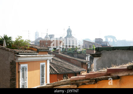 Panorama sui tetti e le cupole di Capitol Hill Tower, Roma, Italia Foto Stock